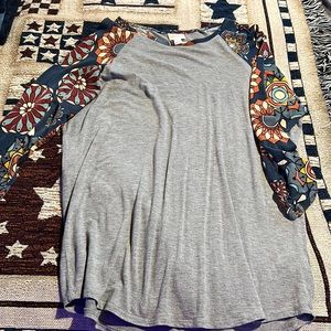 Super cute Lularoe shirt